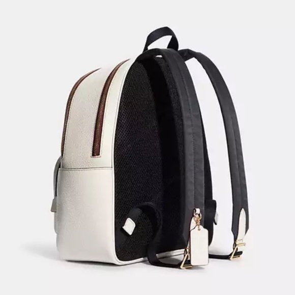 NWT COACH Backpack In Signature Canvas With Tiger